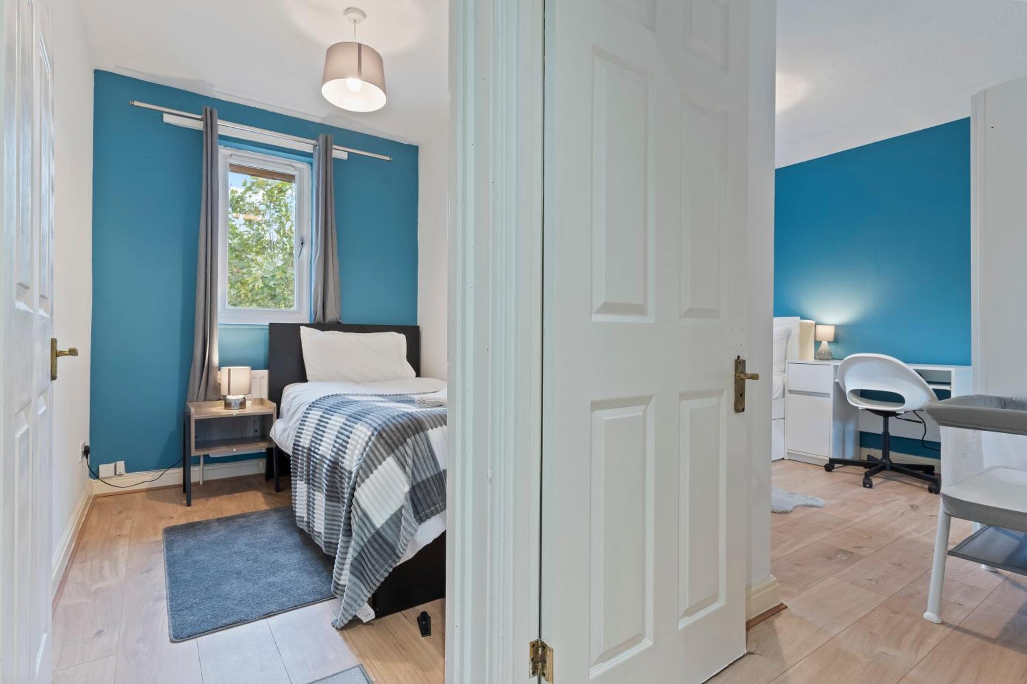 Holiday home Lovely 4Br House In The City With Parking London