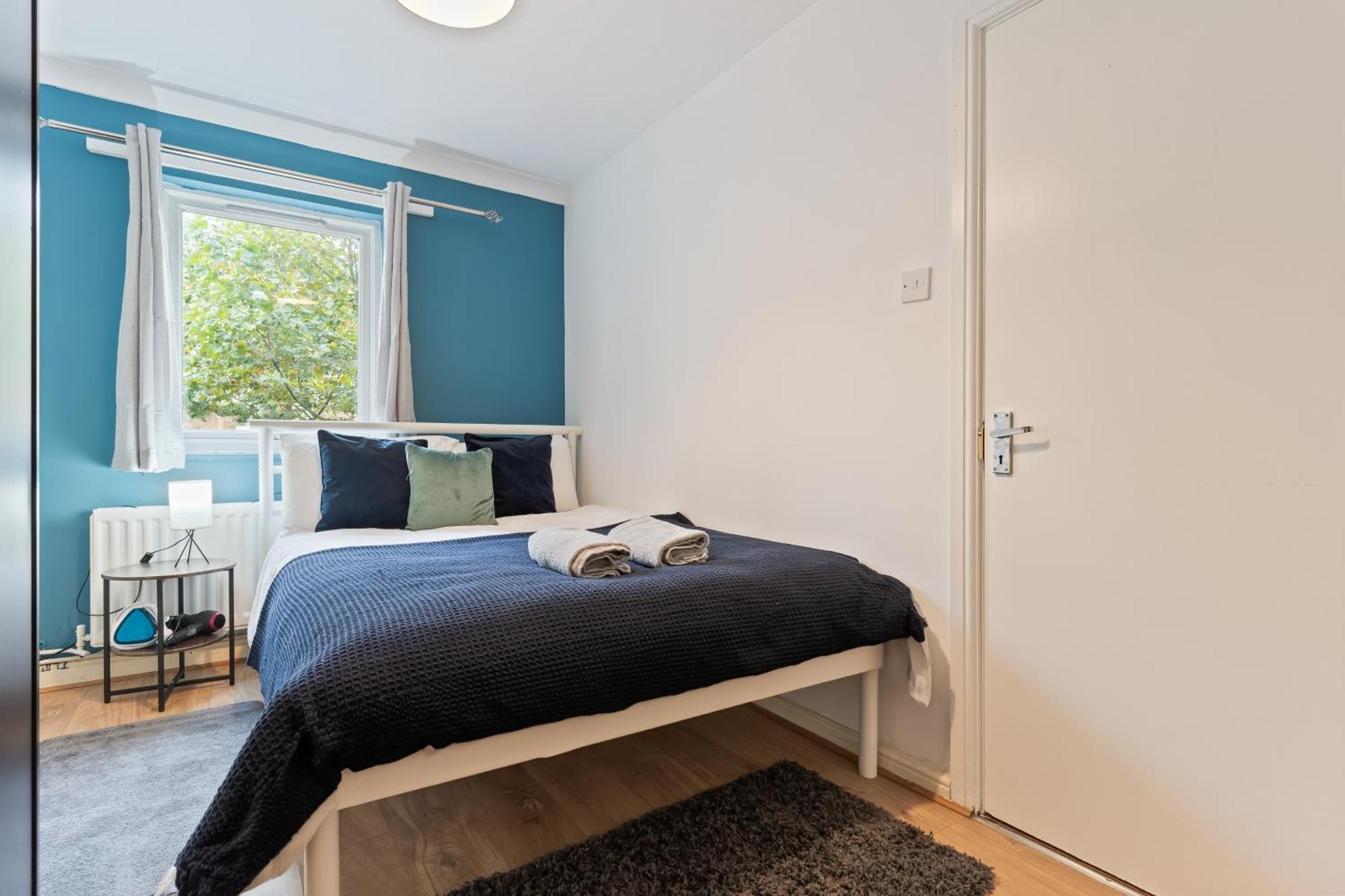 Holiday home Lovely 4Br House In The City With Parking
